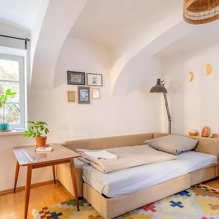 Central, Calm Oasis With Private Parking